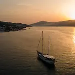 Seaside Family Friendly House With A Swimming Pool Arbanija, Ciovo - 24430 Holiday home Trogir